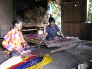 mat weaving